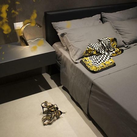 Golden Suites 50 Monopoli Bagian luar foto