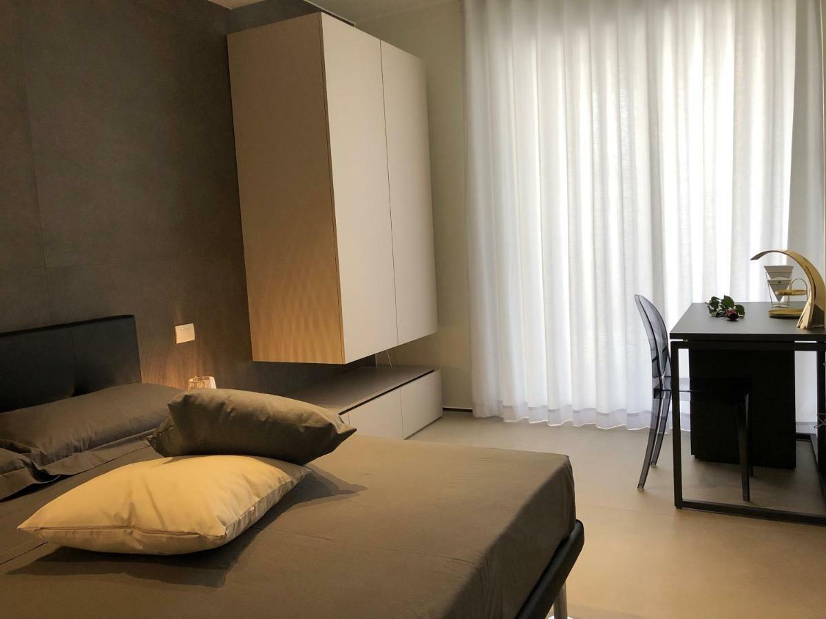 Golden Suites 50 Monopoli Bagian luar foto