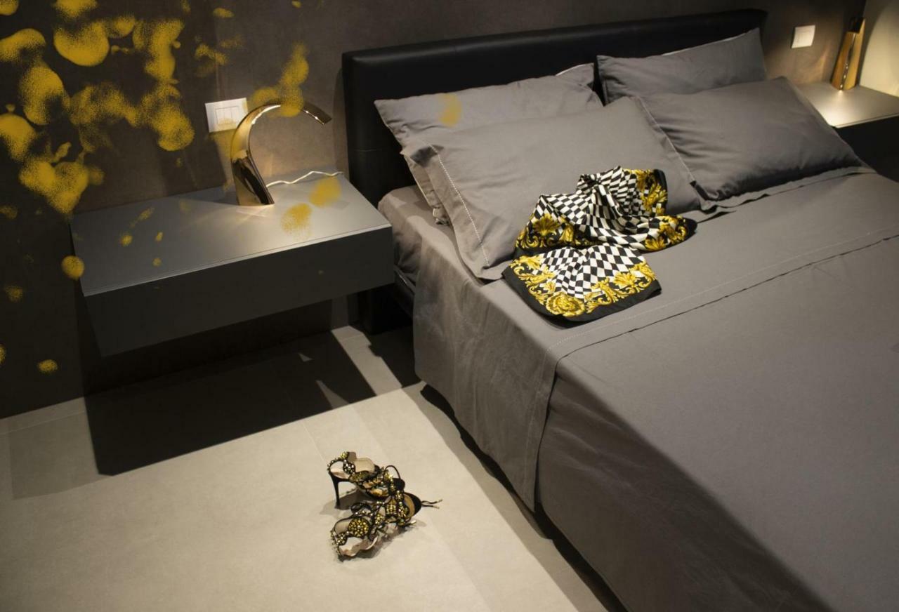 Golden Suites 50 Monopoli Bagian luar foto